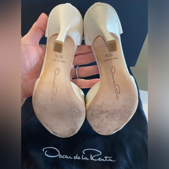 Oscar de la Renta heels pumps - Ivory Satin - Size 5.5 - Picture 9 of 11